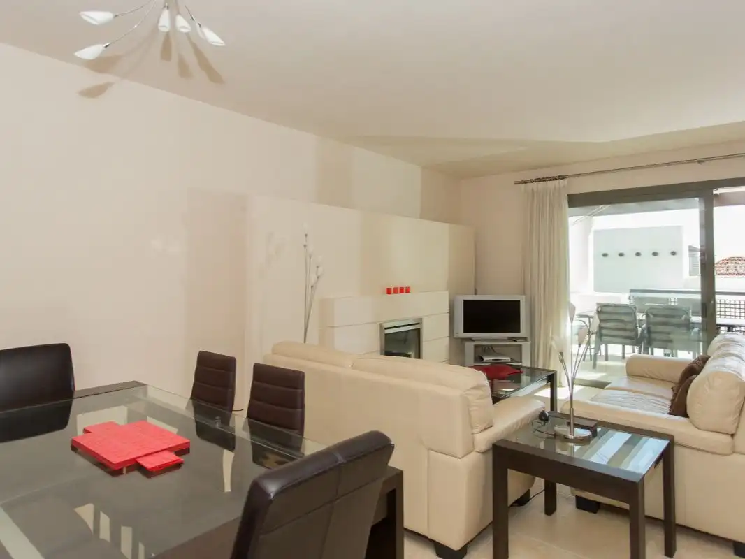 Apartment with pool for sale in Calle Muñiz 7, imagen 10