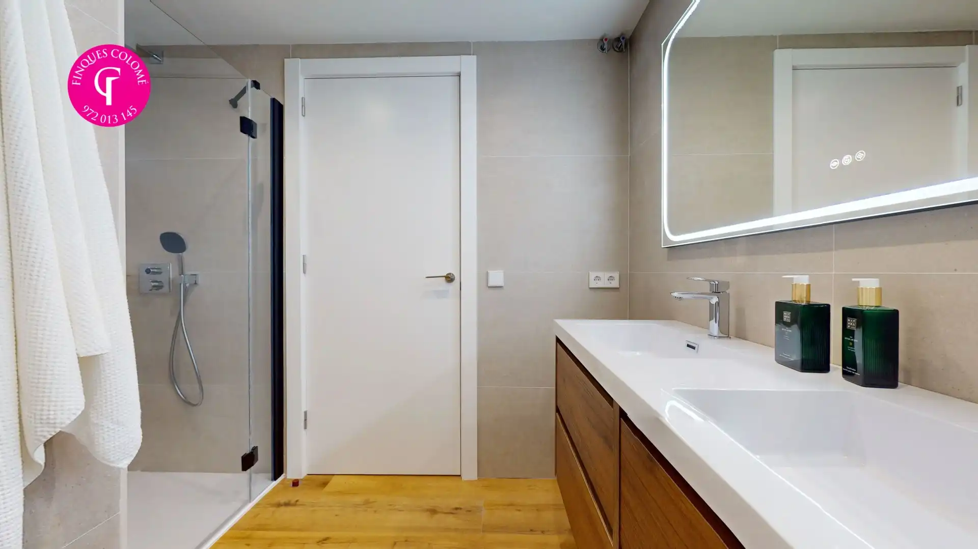 Bathroom of Houses for sale in Sant Julià de Ramis  with Air Conditioner, Heating and Terrace