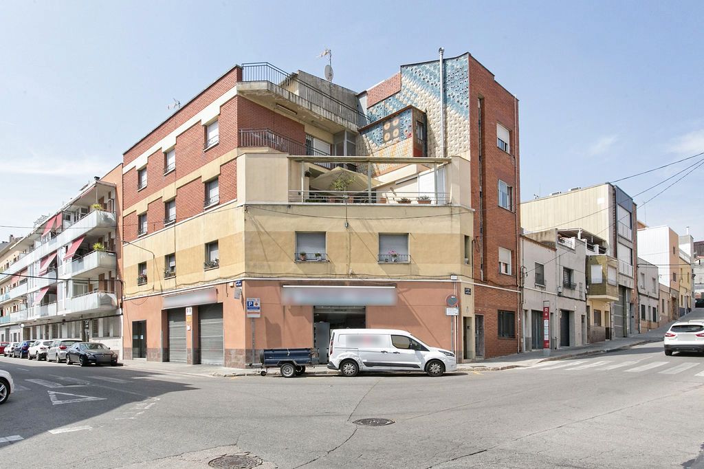 Vista exterior de Pis en venda en Terrassa