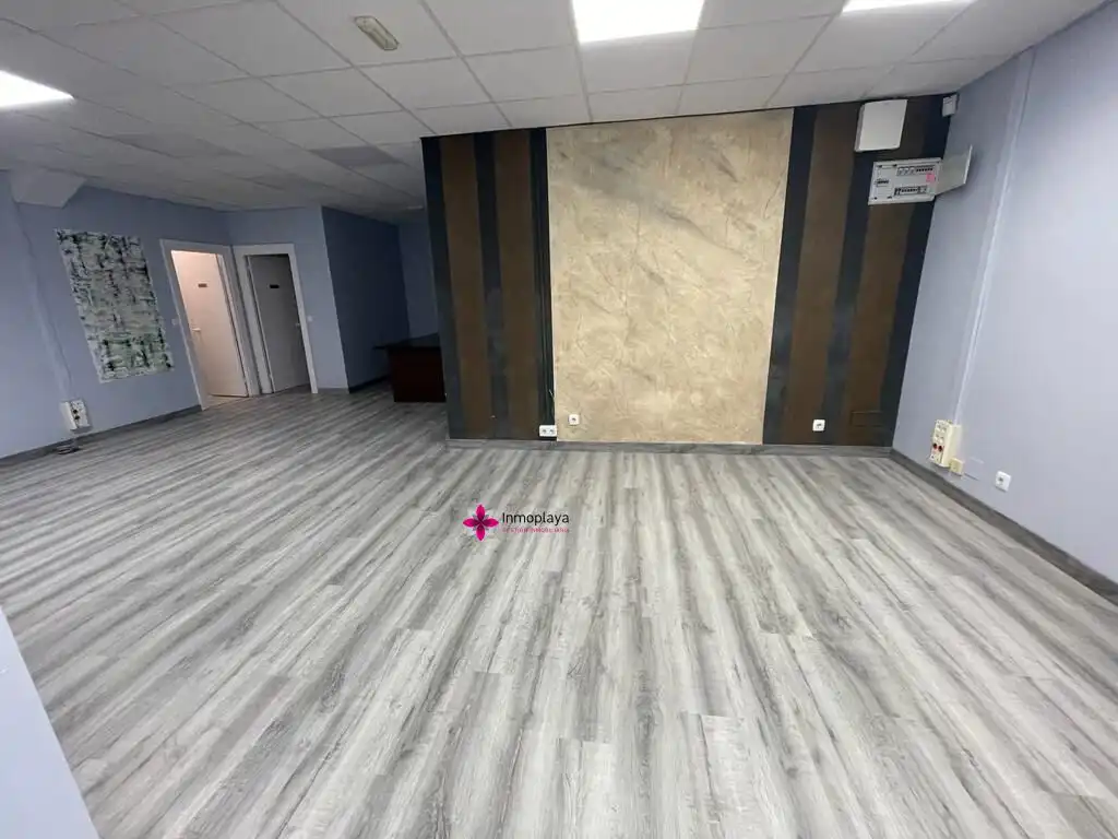 Business premises to rent in Tregadín