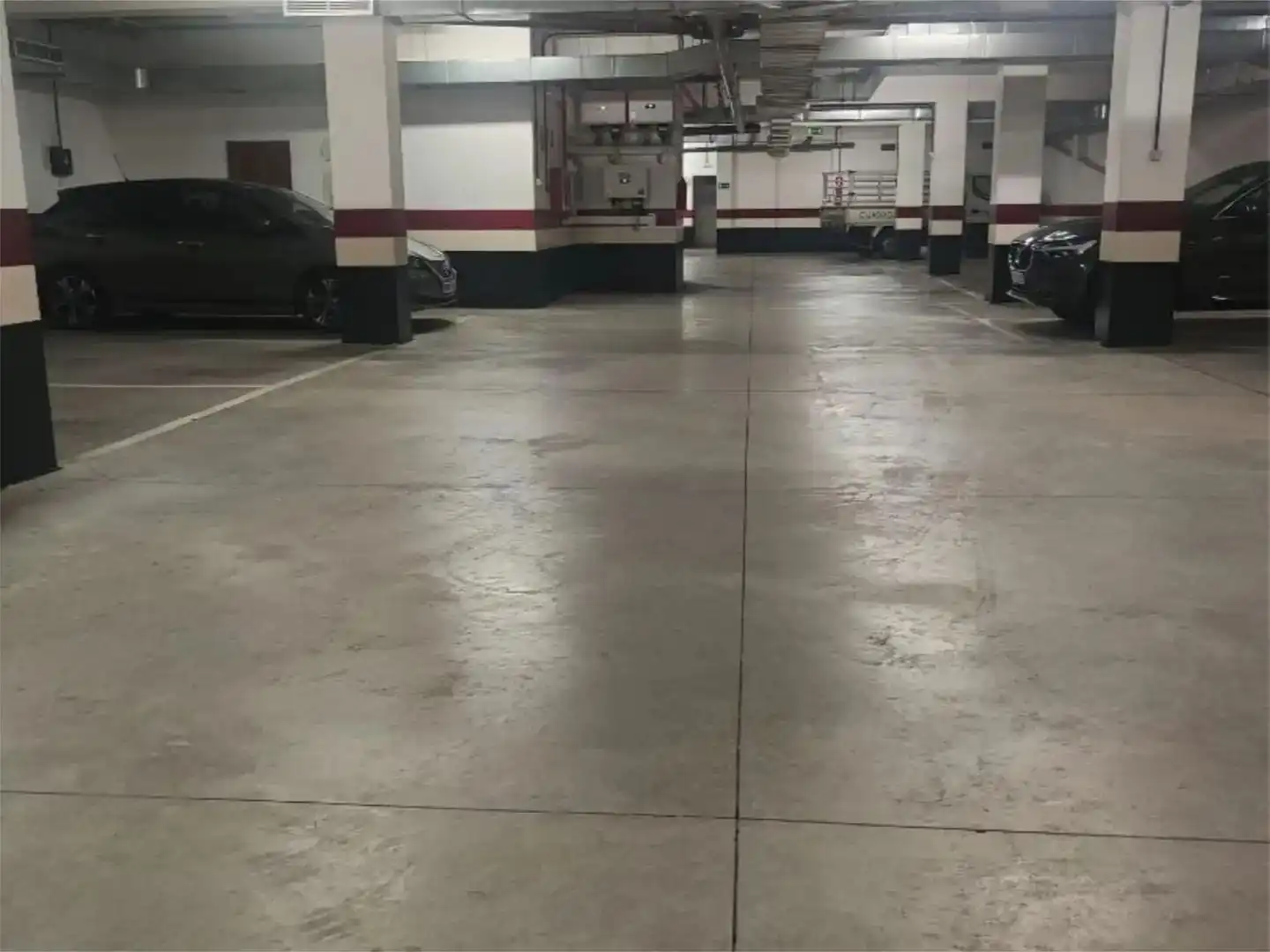 Parking de Oficina de alquiler en Las Palmas de Gran Canaria con Aire acondicionado y Amueblado