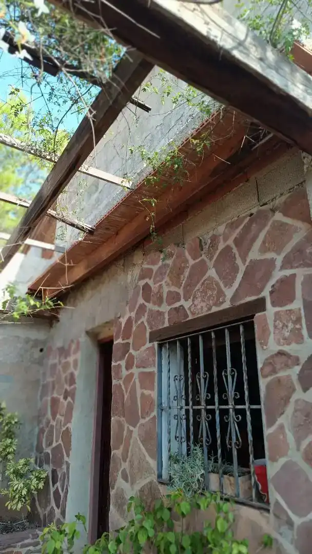 Vista exterior de Pis en venda en Gilet amb Jardí privat, Traster i Moblat