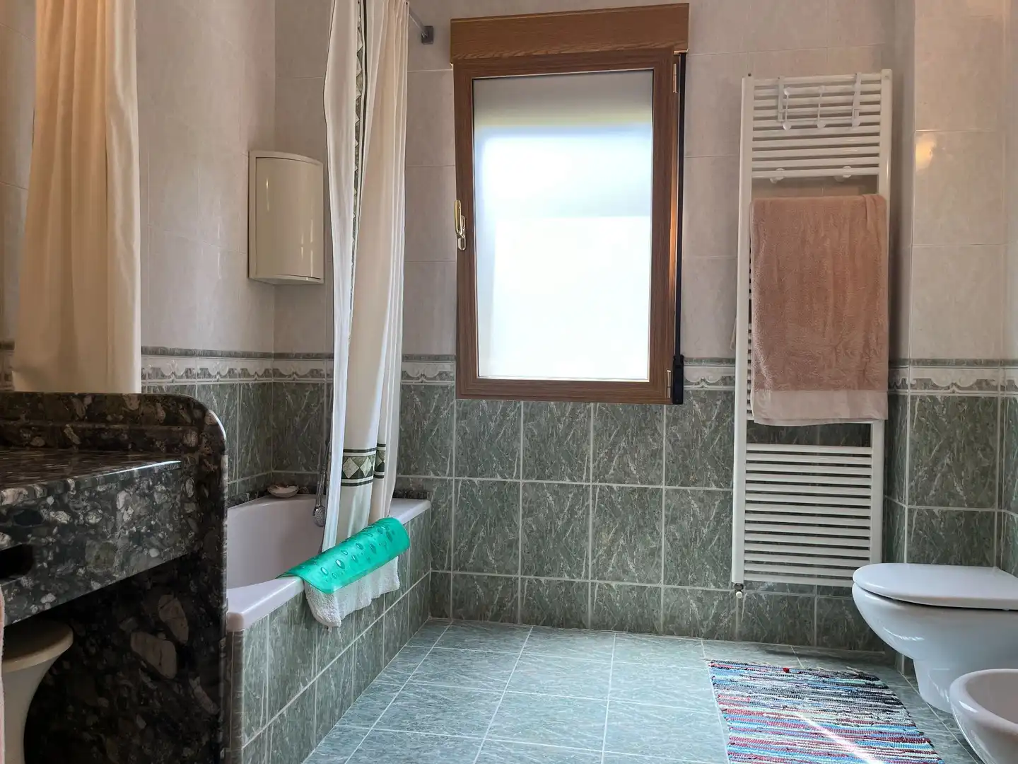 Bathroom of Houses for sale in Albaida  with Air Conditioner, Heating and Storage room
