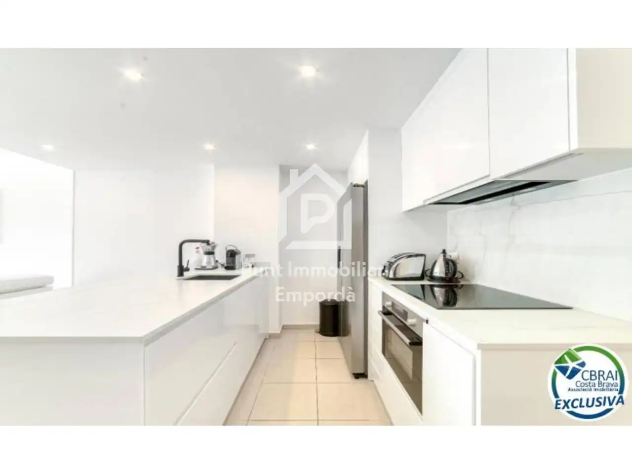 Kitchen of Houses for sale in Roses  with Air Conditioner, Heating and Terrace