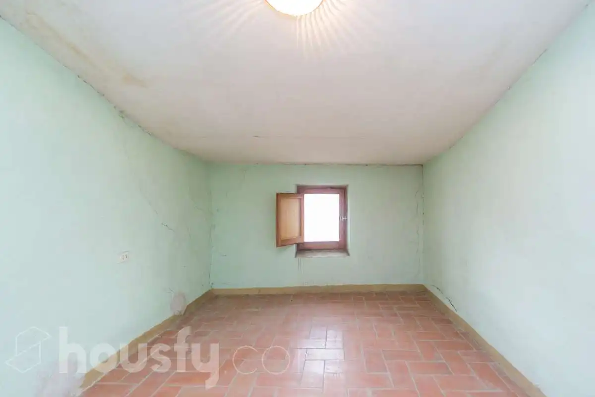 Houses for sale in Sant Martí de Tous  with Terrace and Balcony