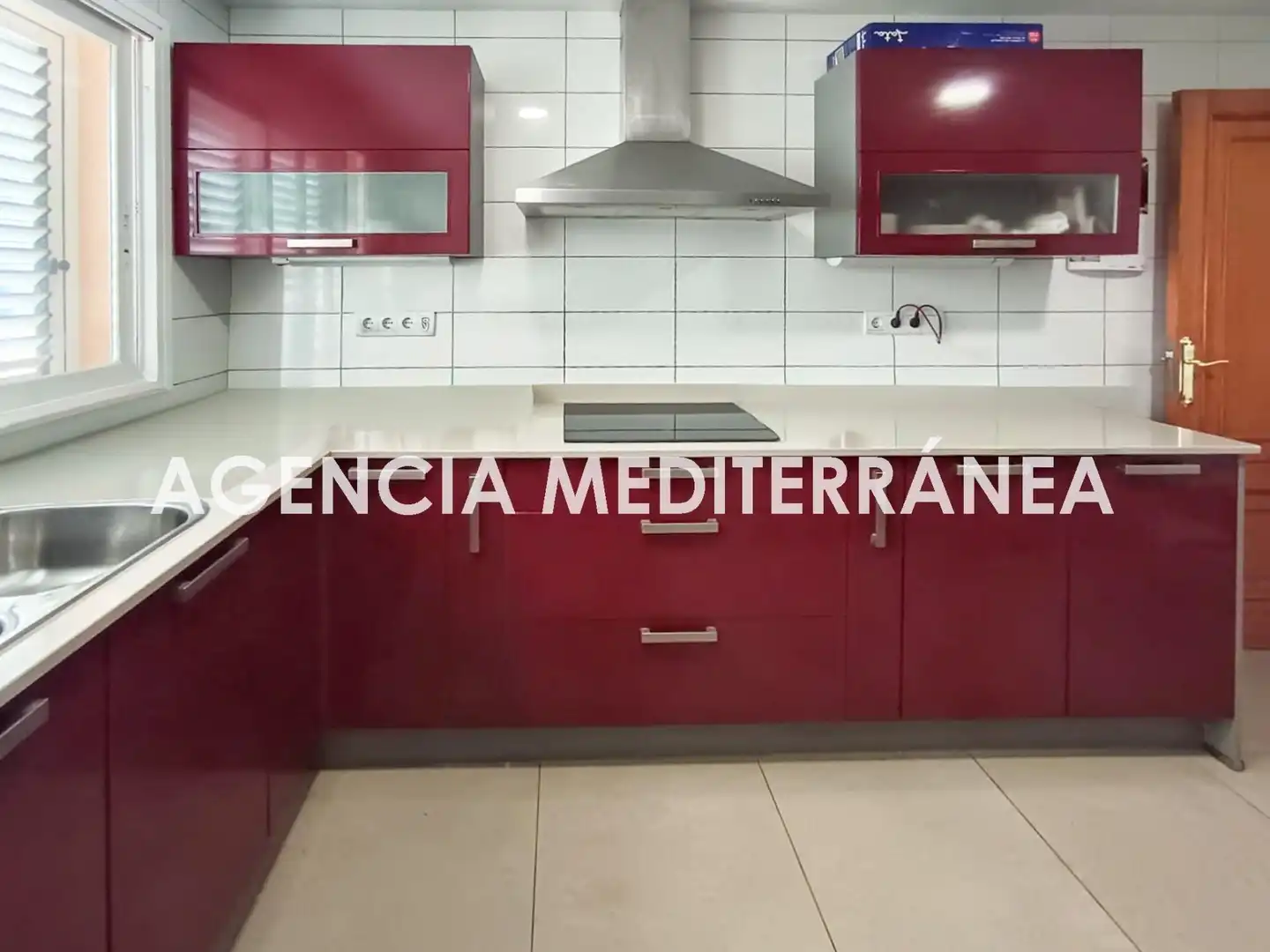 Cuina de Apartament en venda en Santa Eulària des Riu amb Aire condicionat, Calefacció i Jardí privat