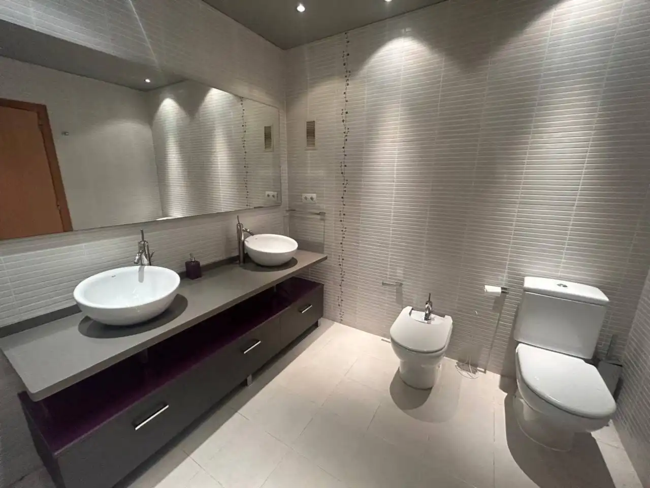 Badezimmer von Dachboden zum Verkauf in Castellón de la Plana / Castelló de la Plana mit Heizung, Terrasse und Abstellraum