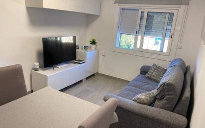 Living room of Flat for sale in  Barcelona Capital  with Air Conditioner