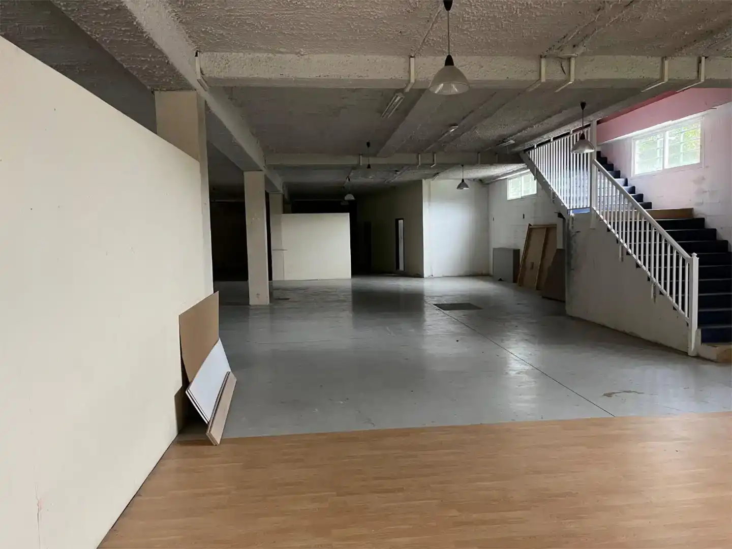 Fabrikhallen zur Miete in Vilaboa
