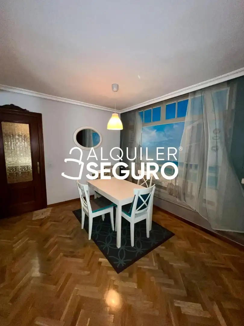 Esszimmer von Wohnung zur Miete in Madrid mit Heizung und Möbliert