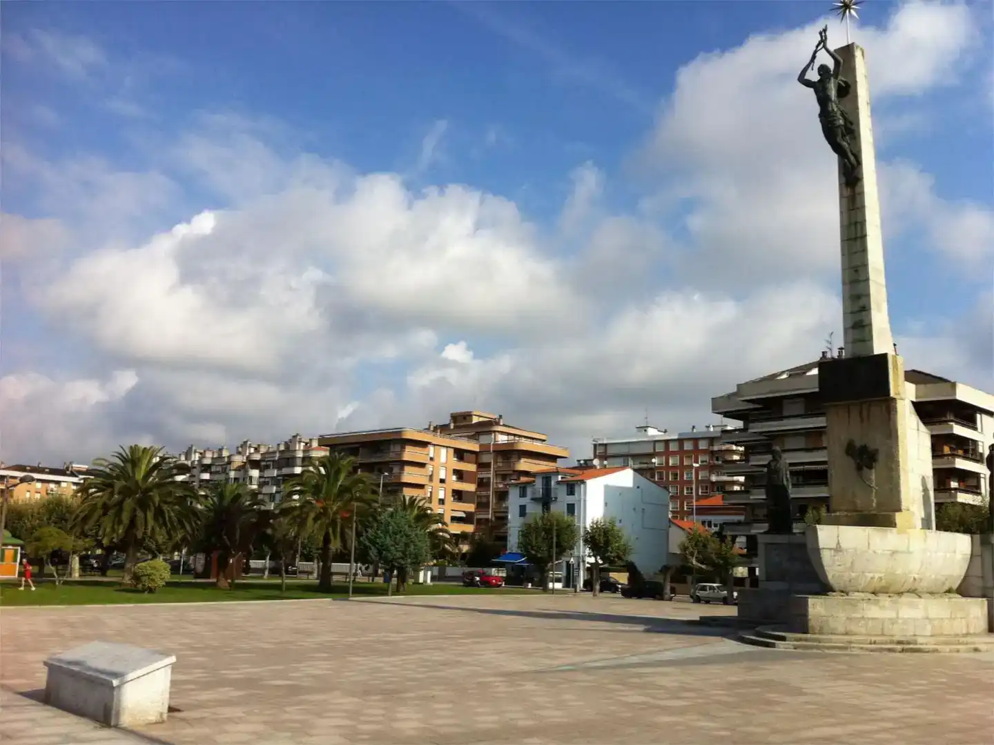 Exterior view of Flat for rent in Santoña  with Private garden, Parquet flooring and Storage room
