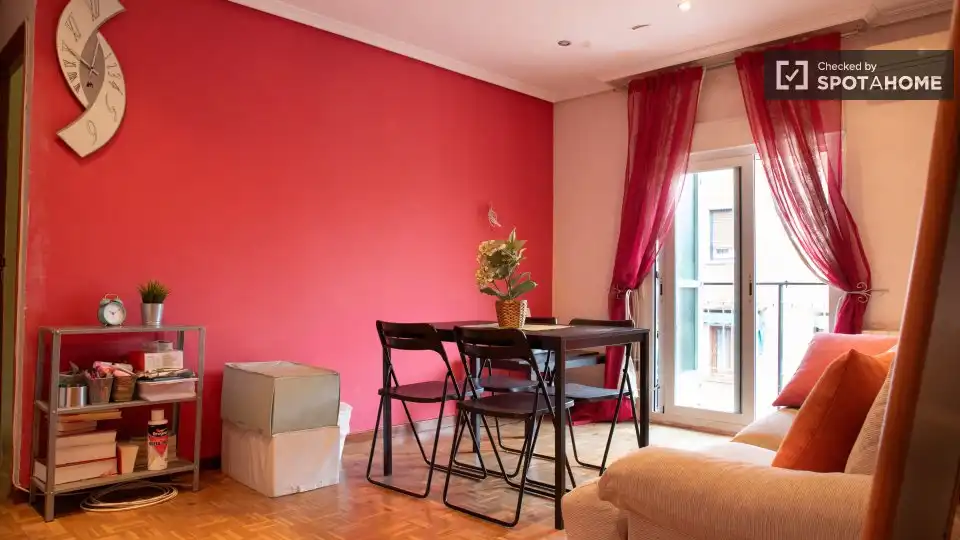 Habitació a Madrid, Madrid