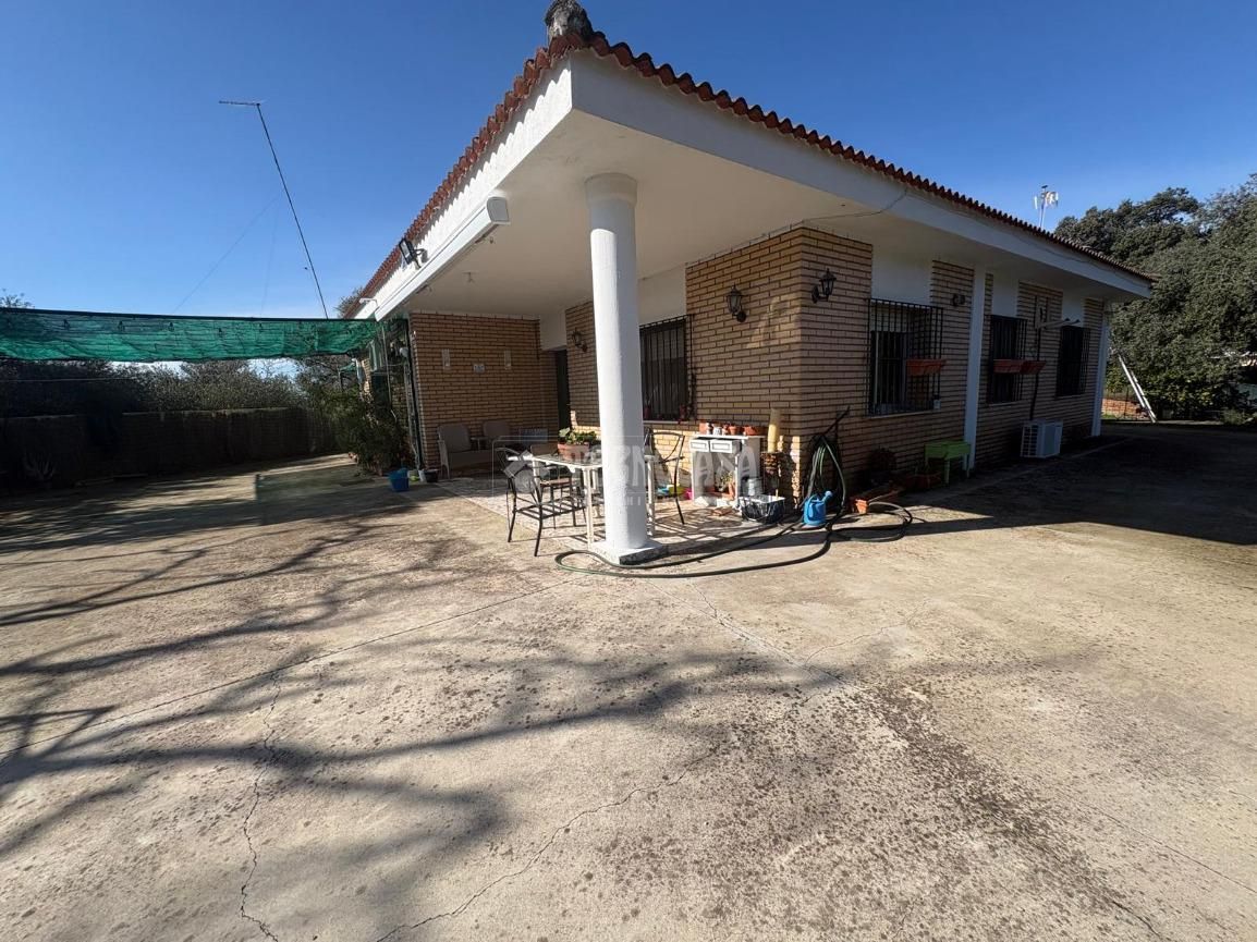 Exterior view of Country house for sale in  Córdoba Capital