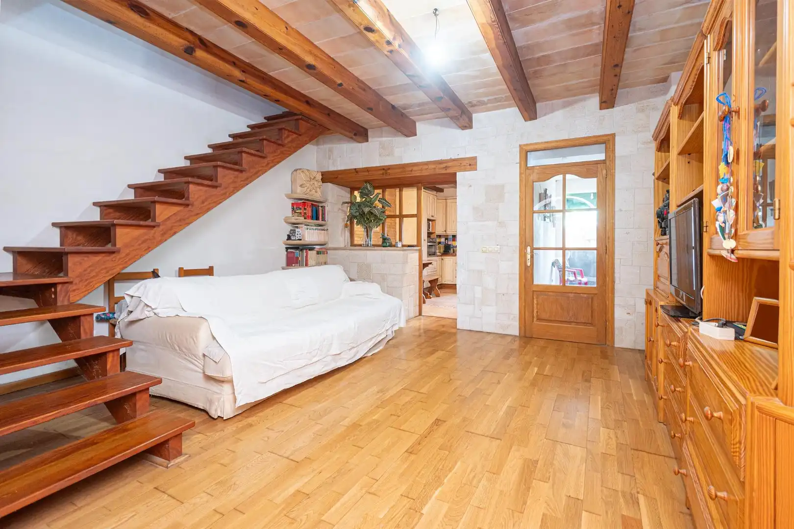 Sala d'estar de Casa adosada en venda en Felanitx amb Jardí privat i Parquet