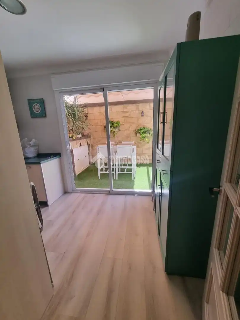 Casa aparellada en venda a Morón de la Frontera, imagen 11