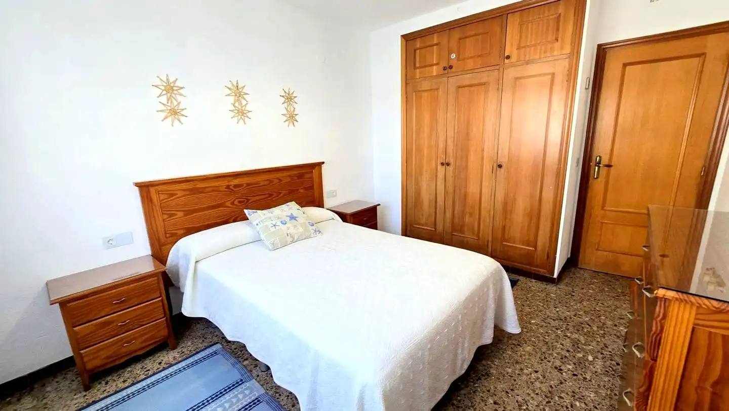 Bedroom of Flat for rent in Gandia