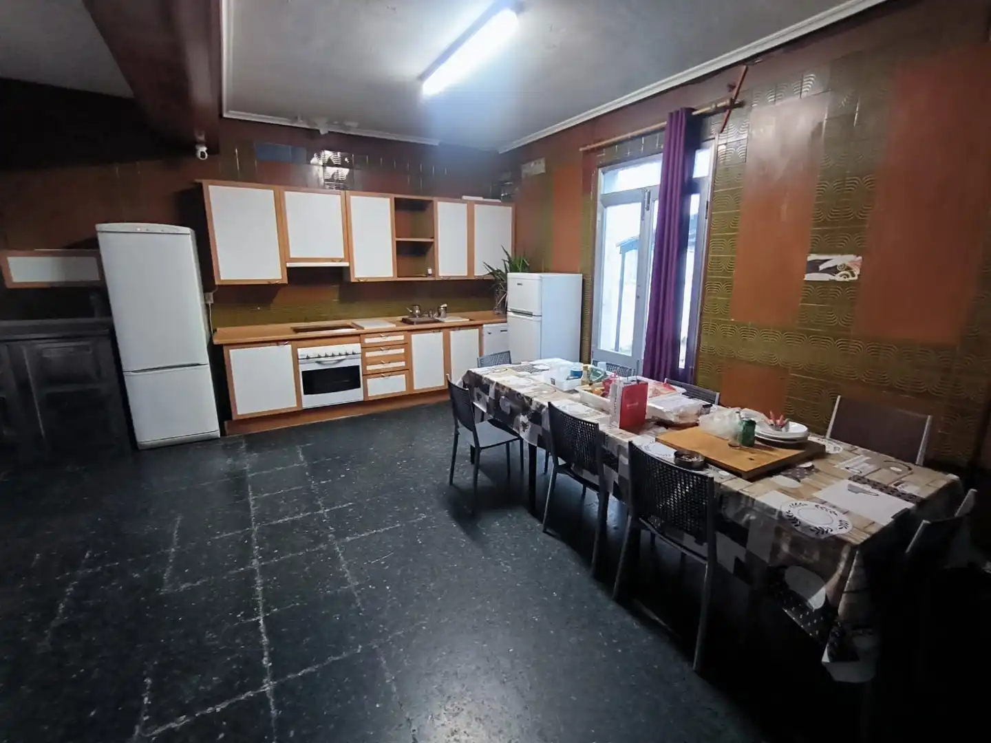 Cocina de Edificio en venta en Miranda de Ebro