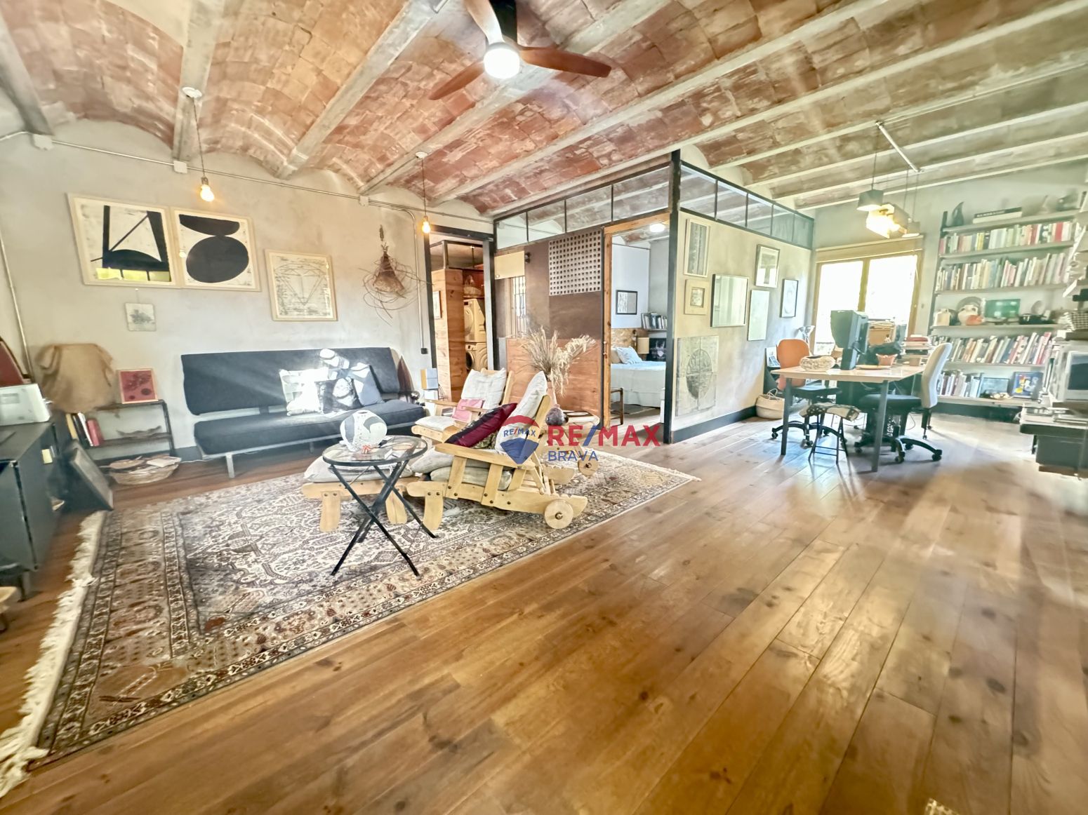 Edifici en venda en Girona Capital