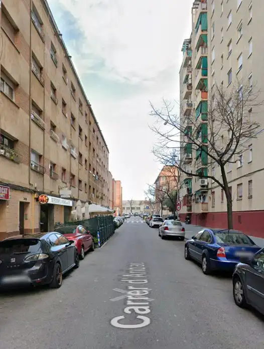 Vista exterior de Pis en venda en Sabadell