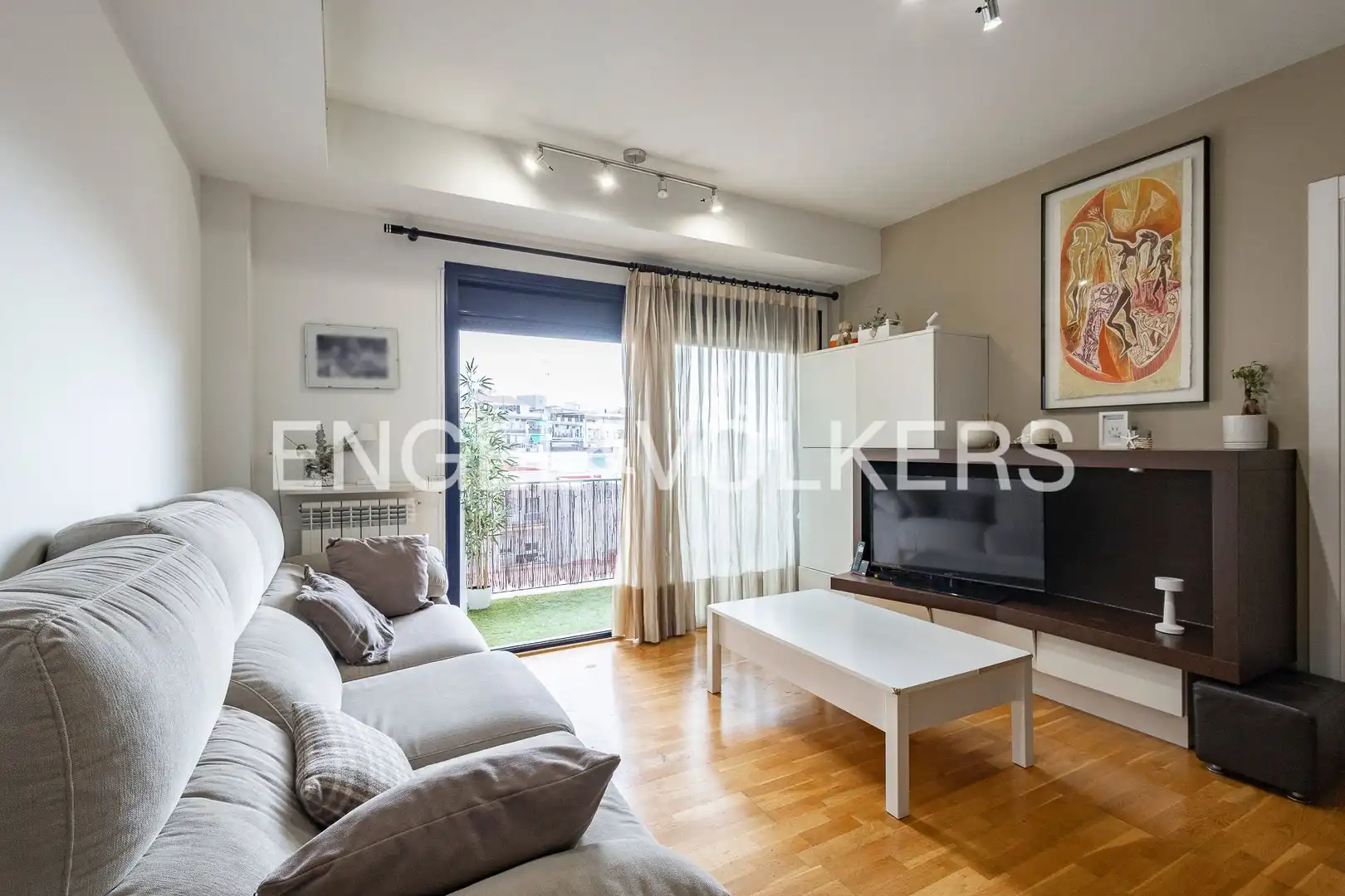 Living room of Attic for sale in Esplugues de Llobregat  with Air Conditioner, Heating and Parquet flooring