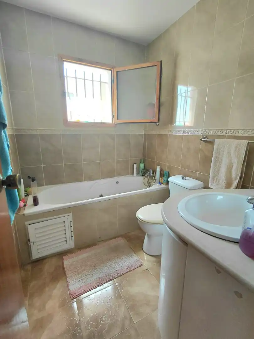 Casa adosada en venta en Torremolinos, Málaga