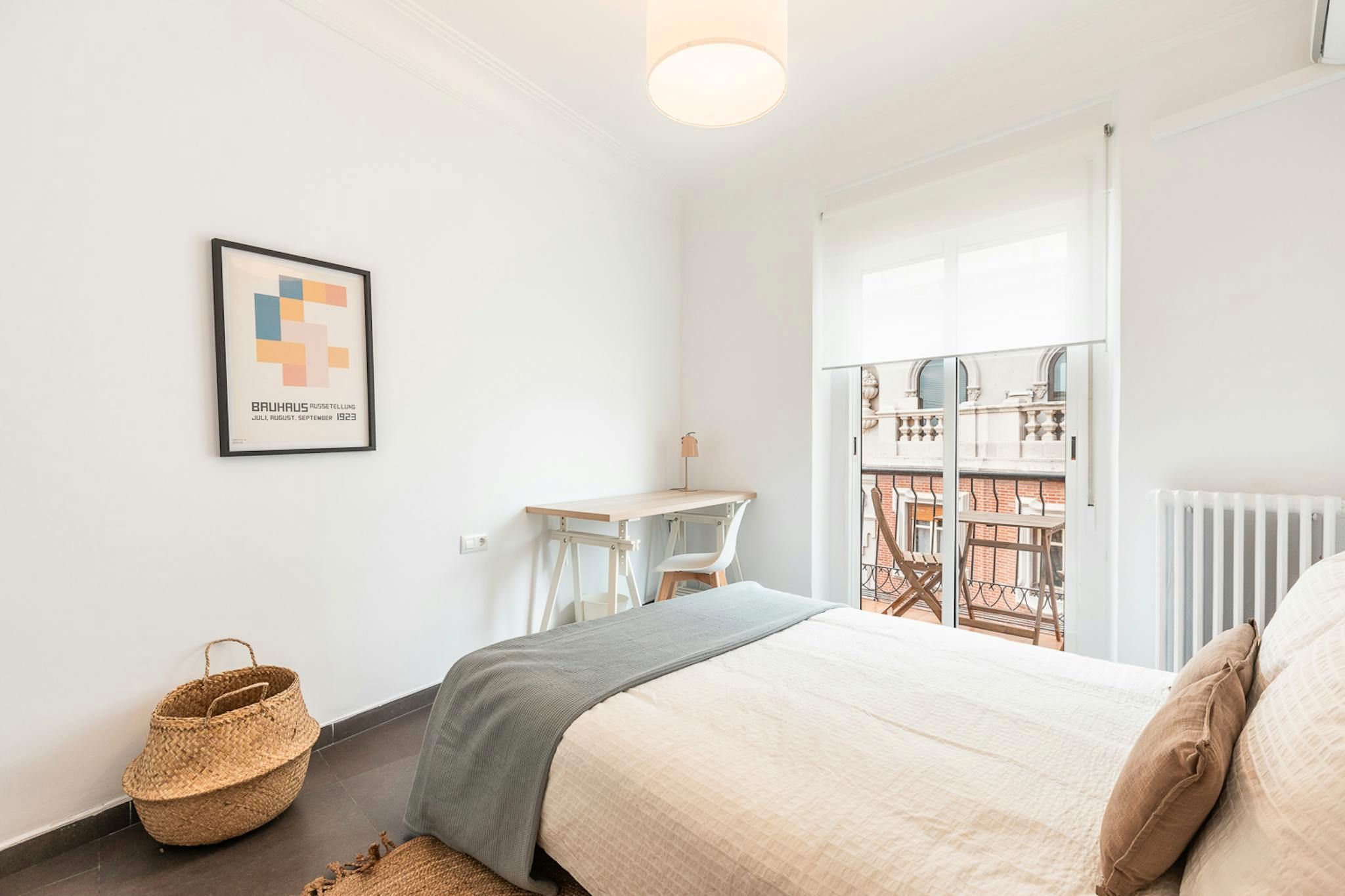 Pis per a compartir a N/A, Russafa