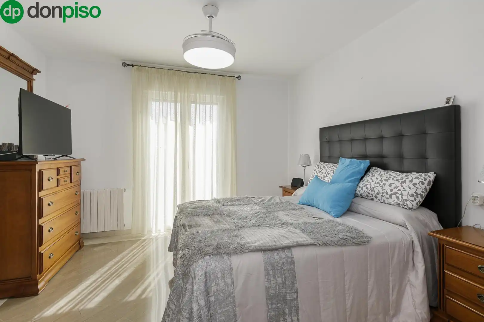 Detached house with terrace for sale in Calle Cerro Bufón, imagen 13