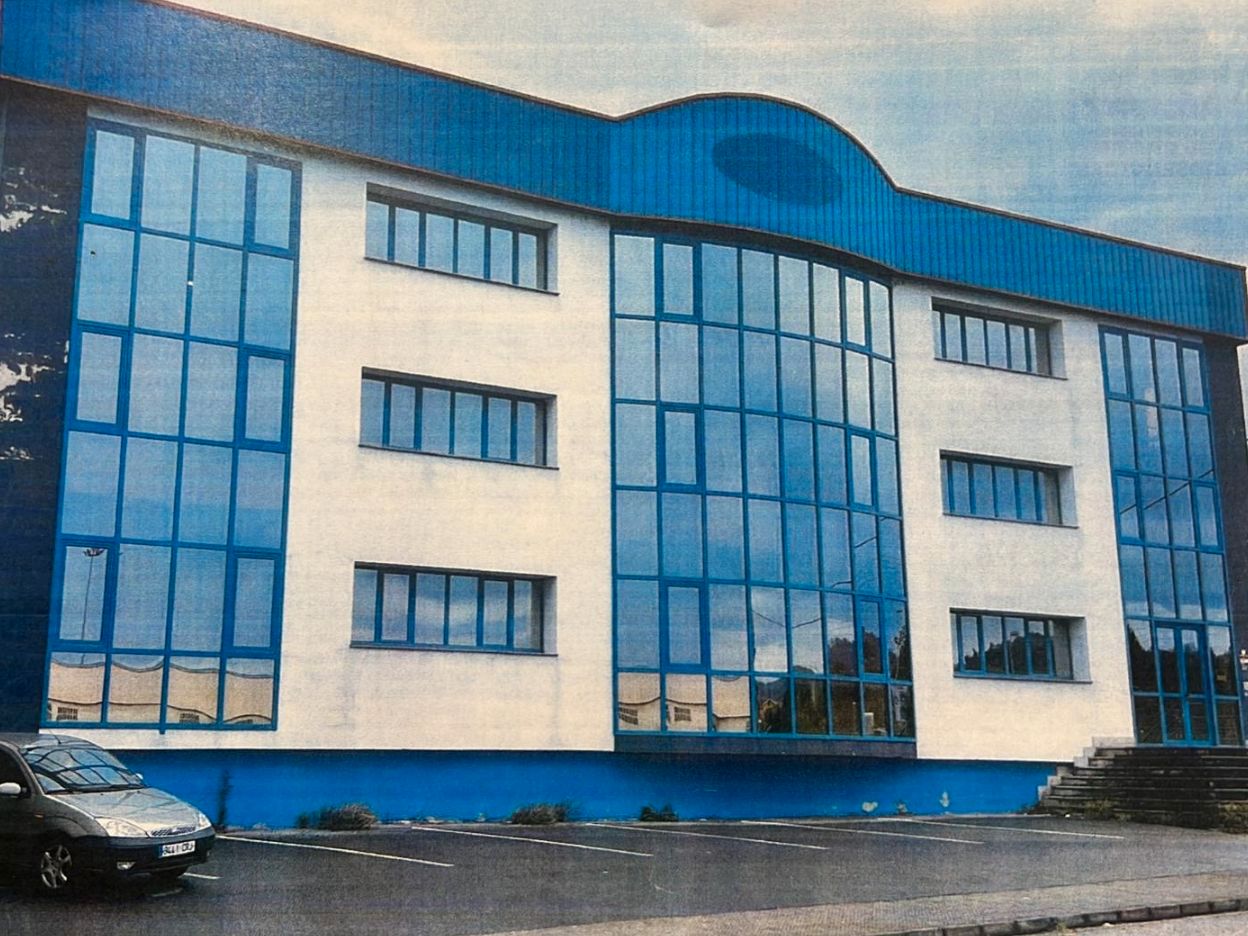 Exterior view of Office to rent in Siero  with Air Conditioner, Heating and Internet