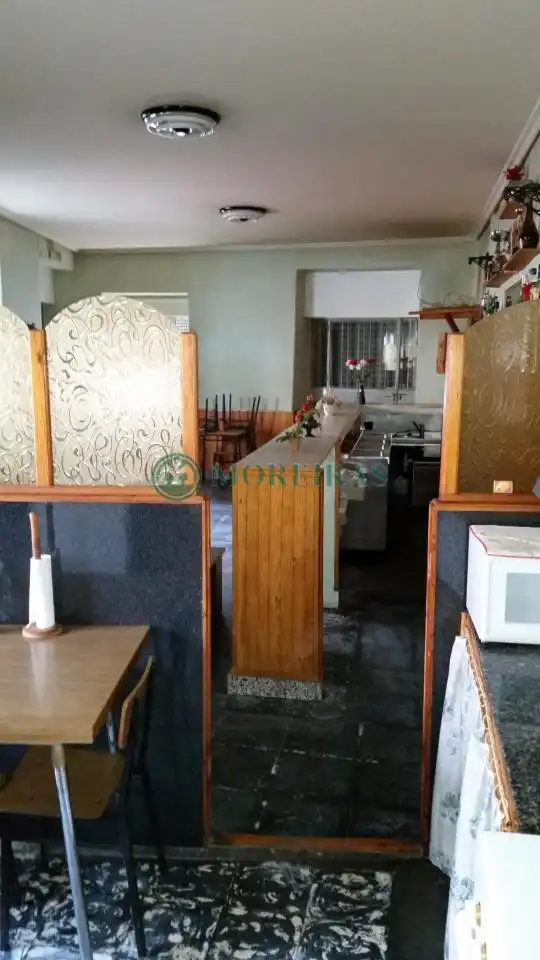 Casa adosada en venda en Ourense Capital  amb Calefacció, Traster i Balcó