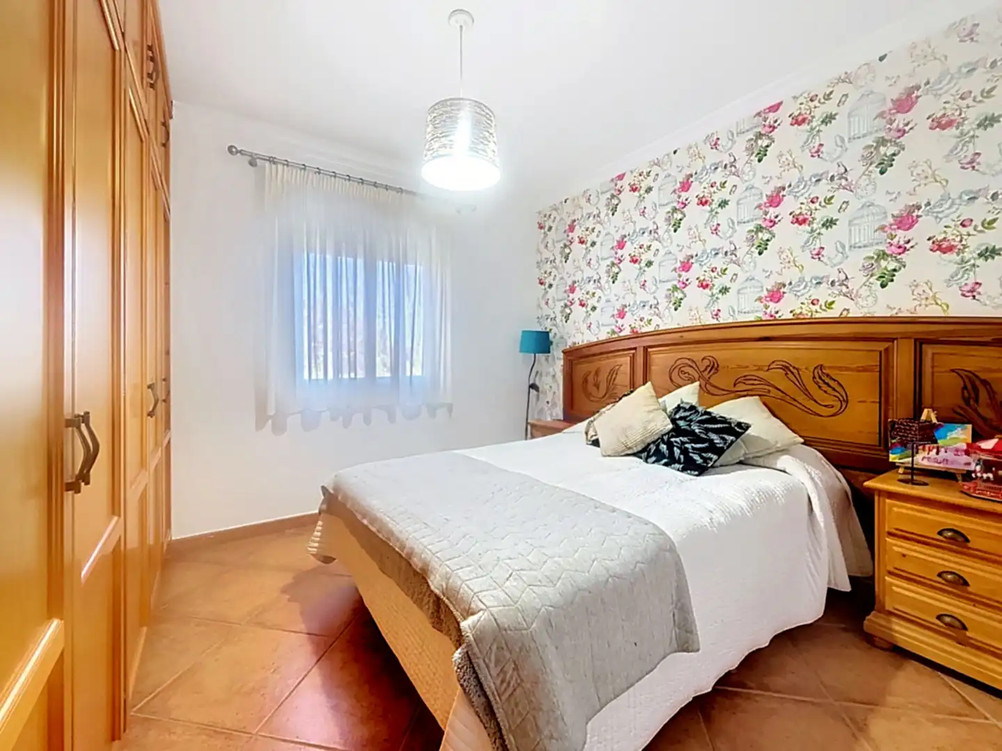 Bedroom of Houses for sale in Estepona  with Air Conditioner, Private garden and Terrace