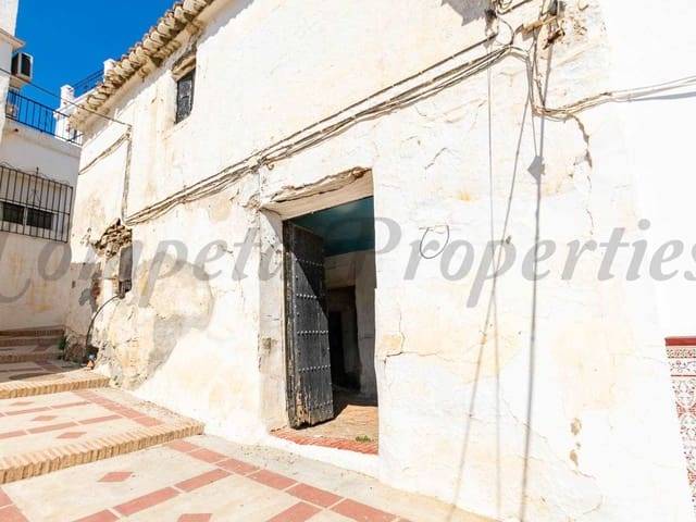 Casa adosada en Venta en Sayalonga