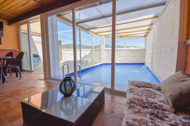 Casa adosada en Venta en La Habana en Arriate