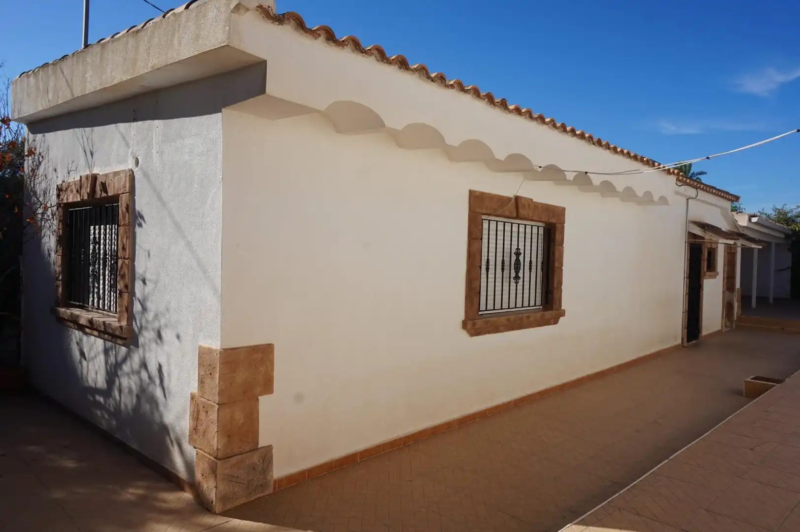 Vista exterior de Casa o xalet en venda en Elche / Elx amb Jardí privat, Terrassa i Traster