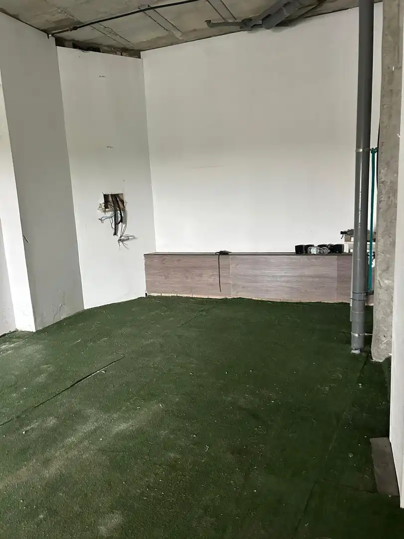 Local comercial en venda a Avenida Ronda Estero, imagen 8