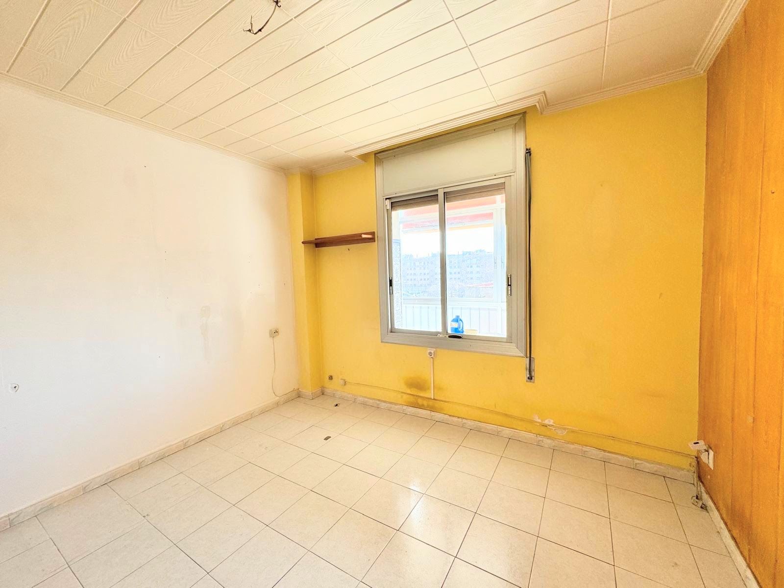 Bedroom of Flat for sale in Sabadell  with Balcony