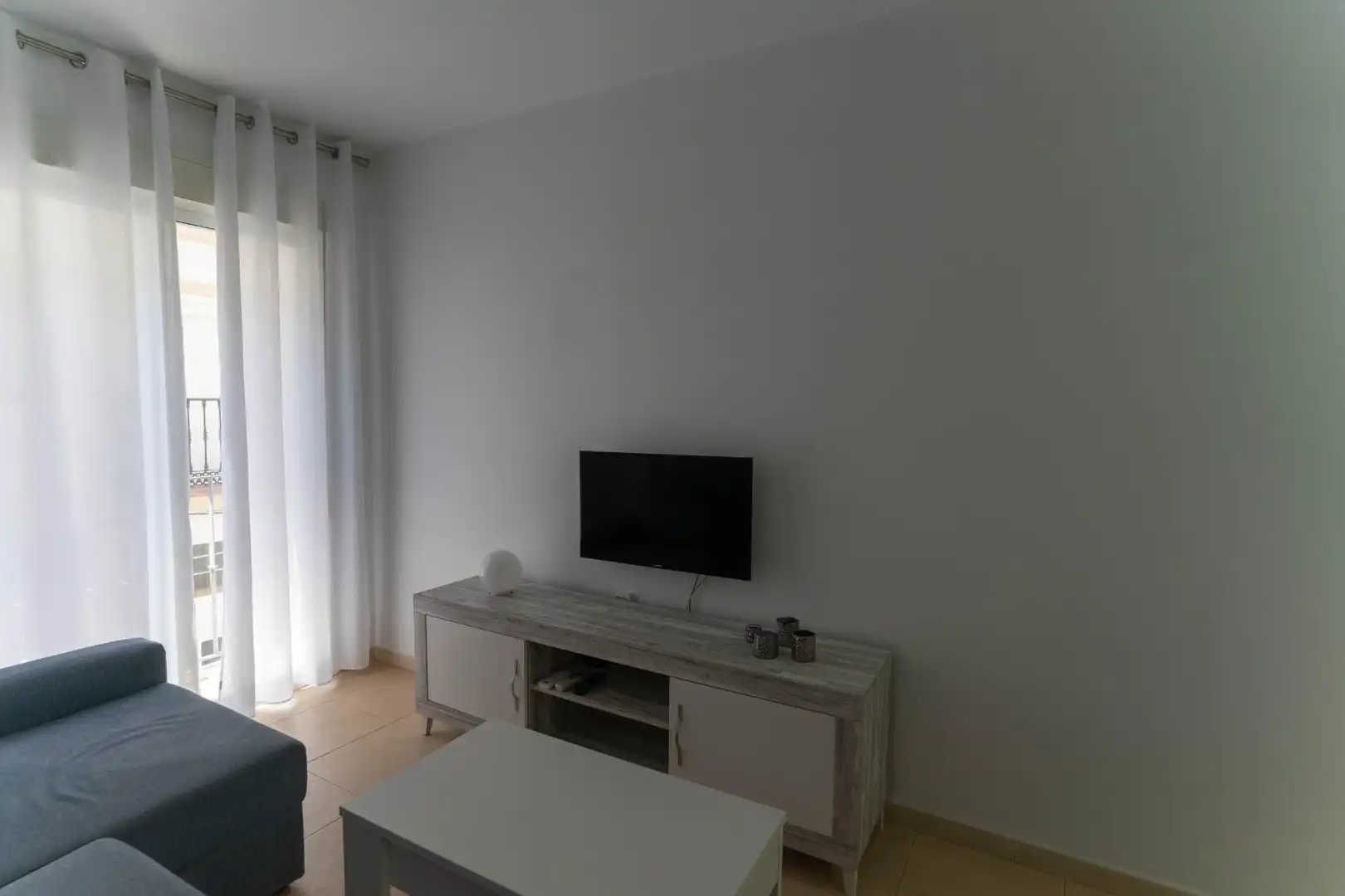 Apartamento con ascensor en alquiler en Puerto Deportivo, imagen 3