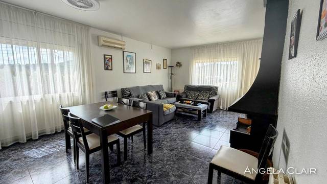 Casa-chalet en Venta en lucena en Sant Vicenç Dels Horts