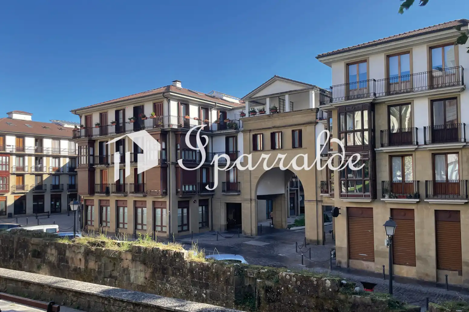 Exterior view of Flat for sale in Centro - Mendibil - Santiago