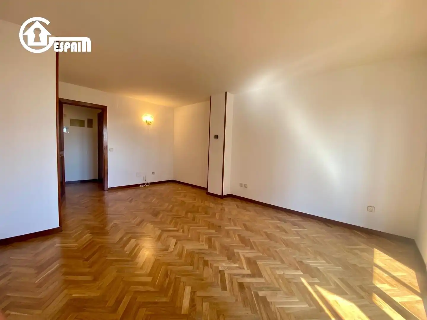 Living room of Flat for sale in Madrid  with Heating, Private garden and Terrace