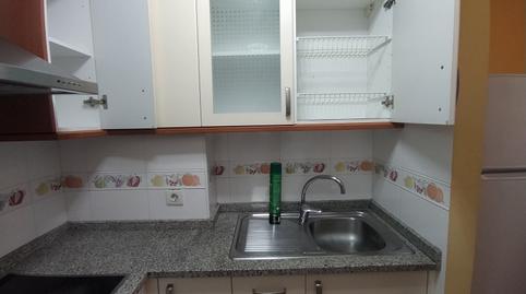 Foto 3 de Apartament de lloguer a Rúa de Tomás Paredes, Coia, Vigo