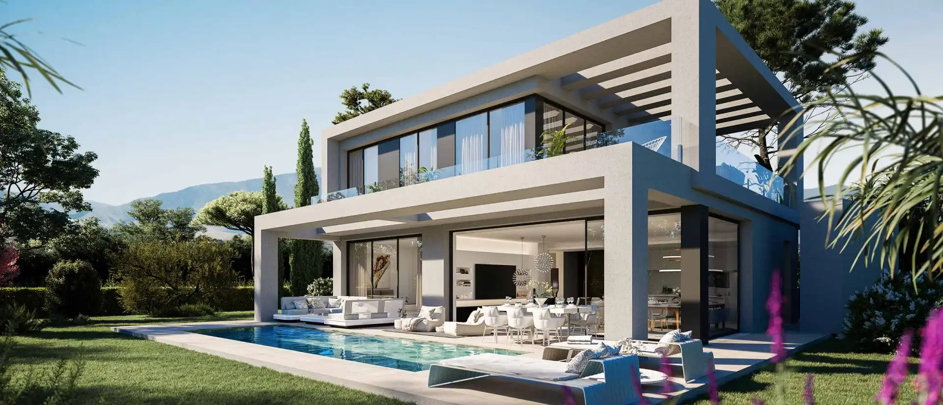 House with pool for sale in Marbella Centro