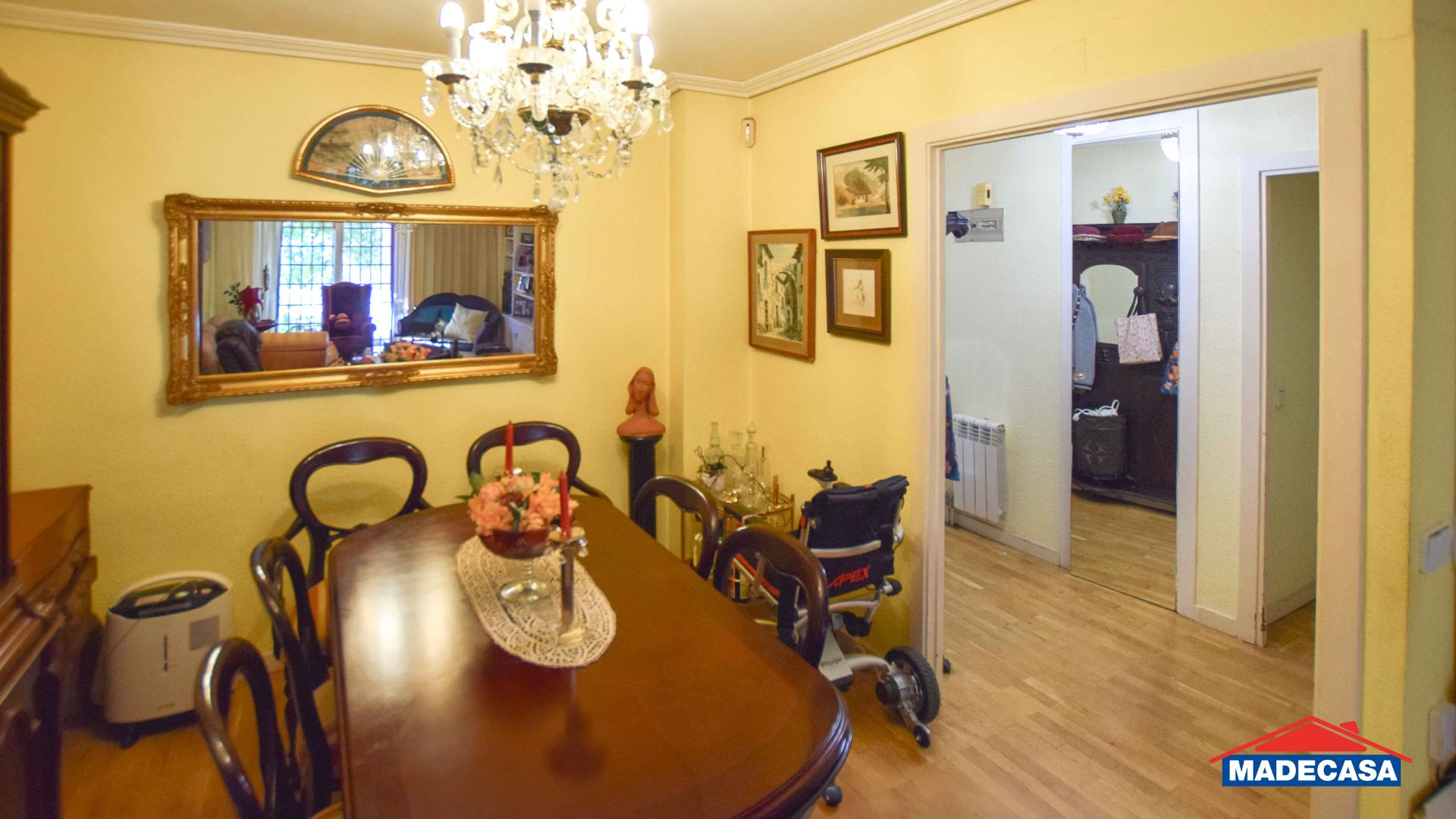 Dining room of Flat for sale in Pozuelo de Alarcón  with Parquet flooring, Terrace and Furnished