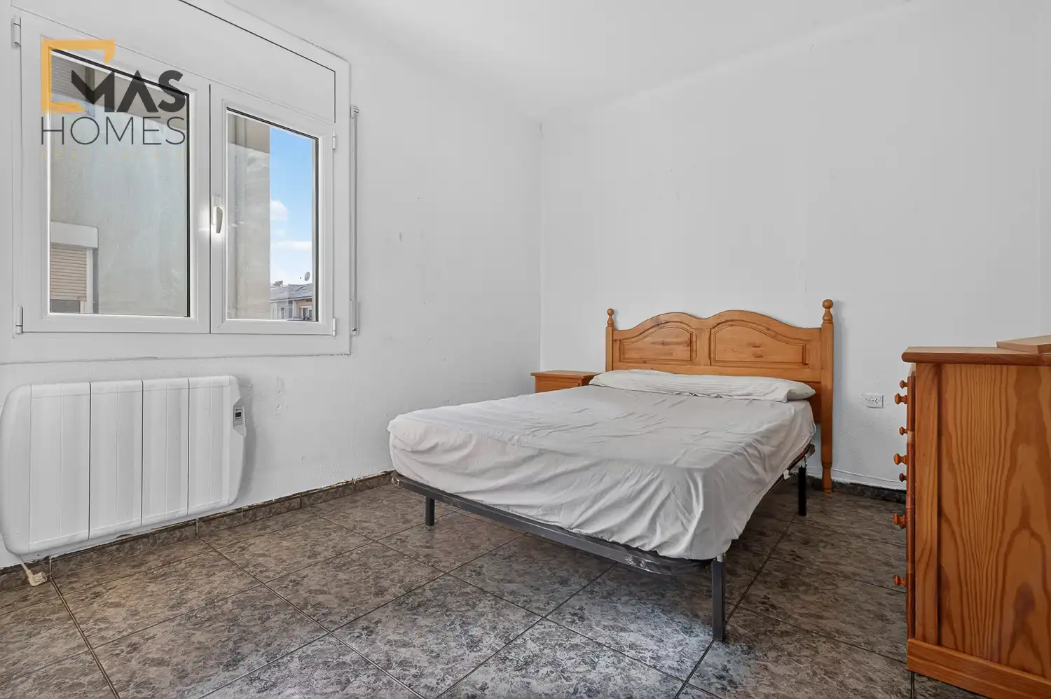 Habitación de Piso en venta en Terrassa con Aire acondicionado, Calefacción y Terraza