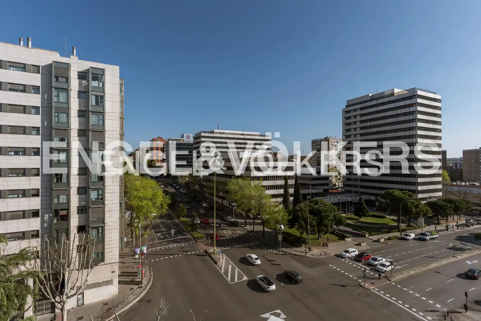 Vista exterior de Pis de lloguer en Madrid amb Aire condicionat i Calefacció