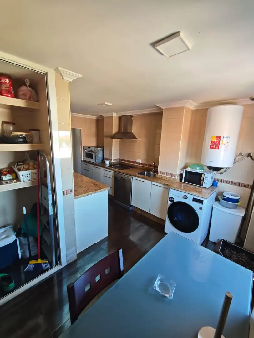 Cocina de Piso en venta en Castilleja de la Cuesta con Aire acondicionado