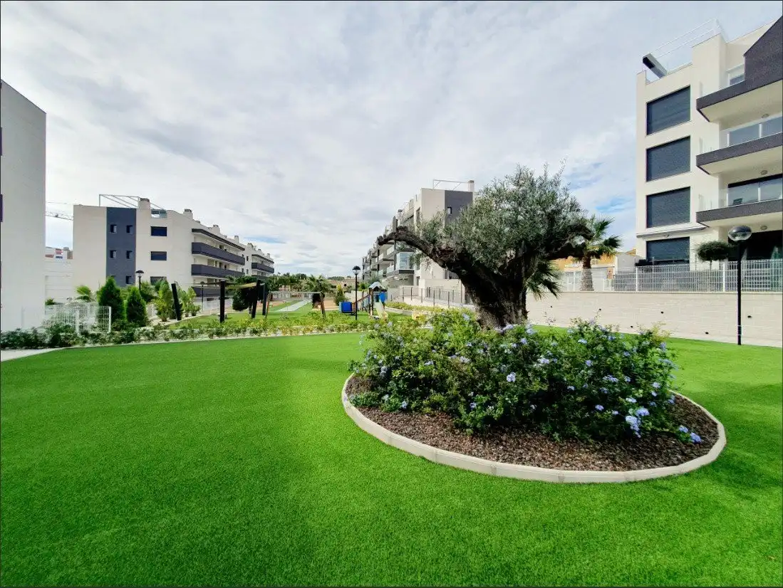 Apartamento con piscina en venta en Orihuela Costa, imagen 24