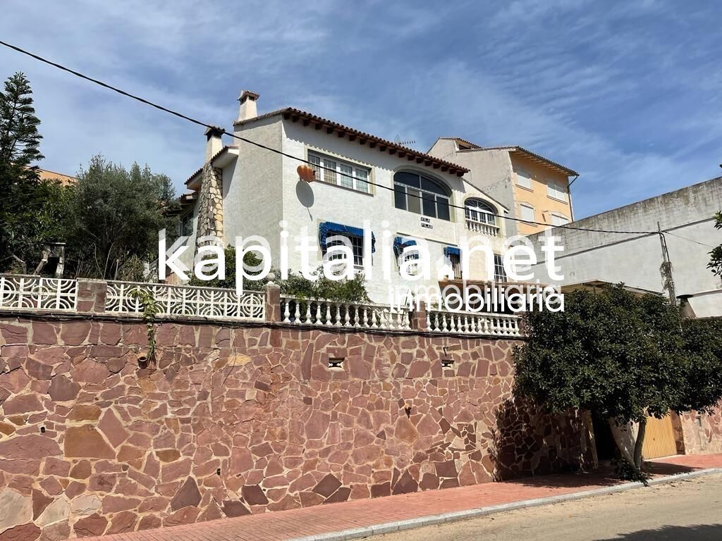 Exterior view of House or chalet for sale in Sumacàrcer  with Private garden, Terrace and Storage room