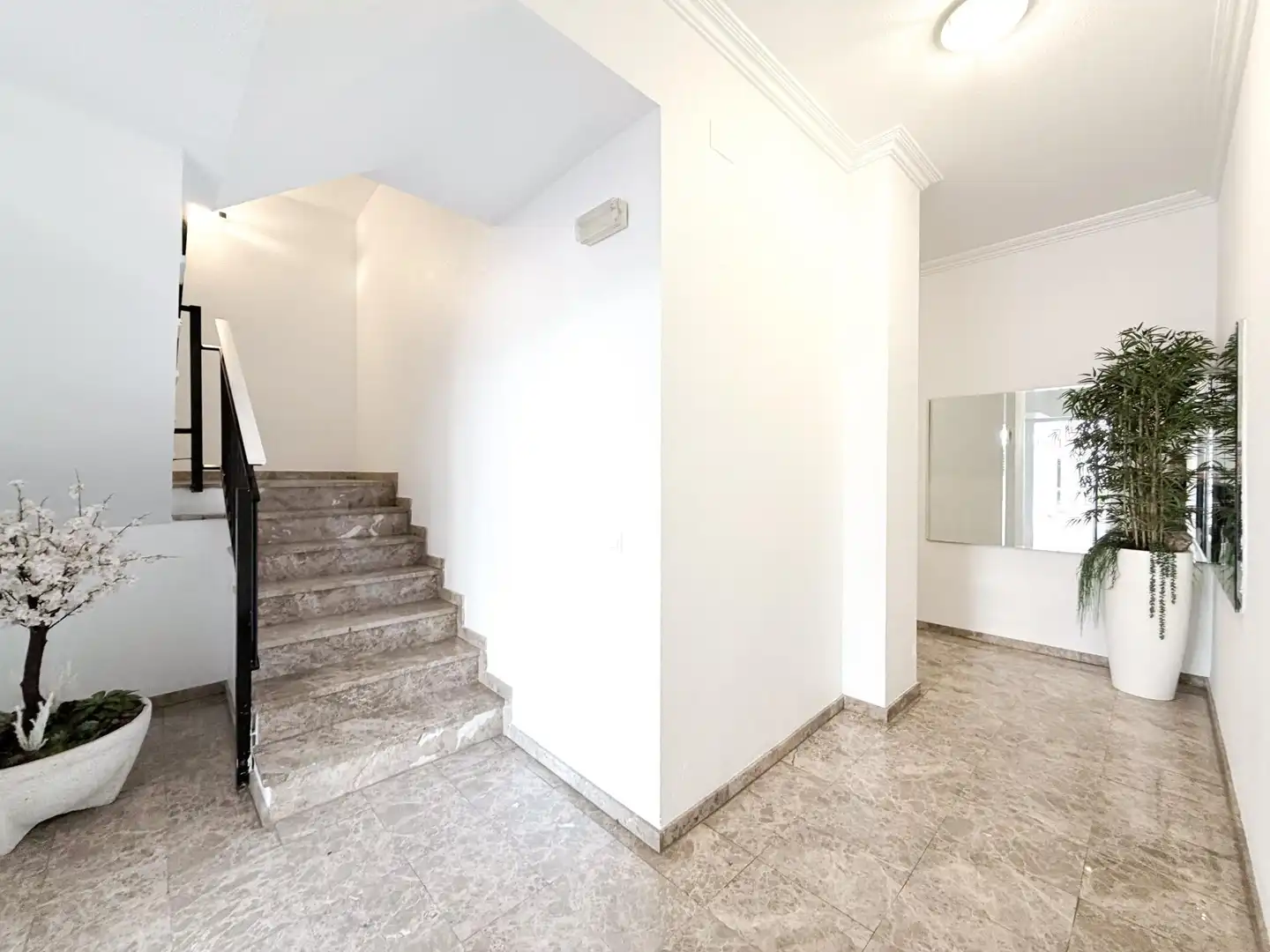 Piso en venta en Elche / Elx con Aire acondicionado, Calefacción y Jardín privado