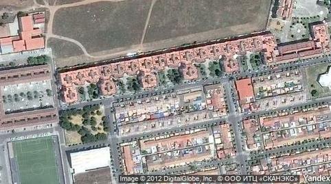 Foto 2 de Piso en venta en Poniente-Norte - Miralbaida - Parque Azahara, Córdoba