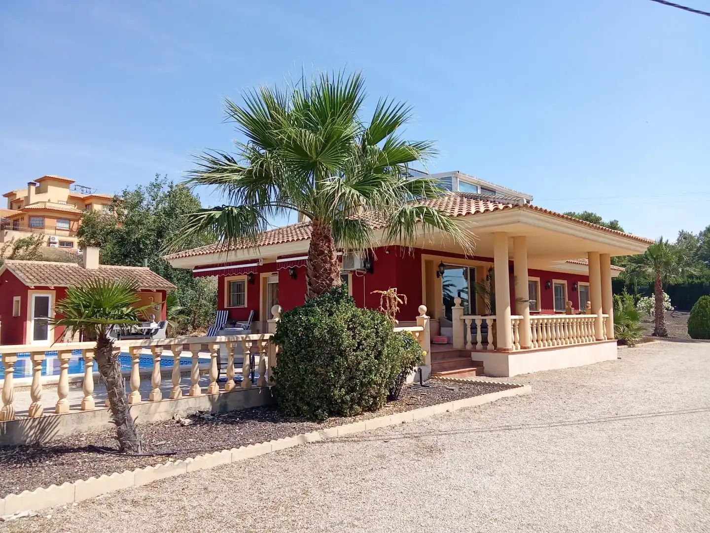 Vista exterior de Casa o xalet en venda en Totana amb Aire condicionat, Jardí privat i Terrassa